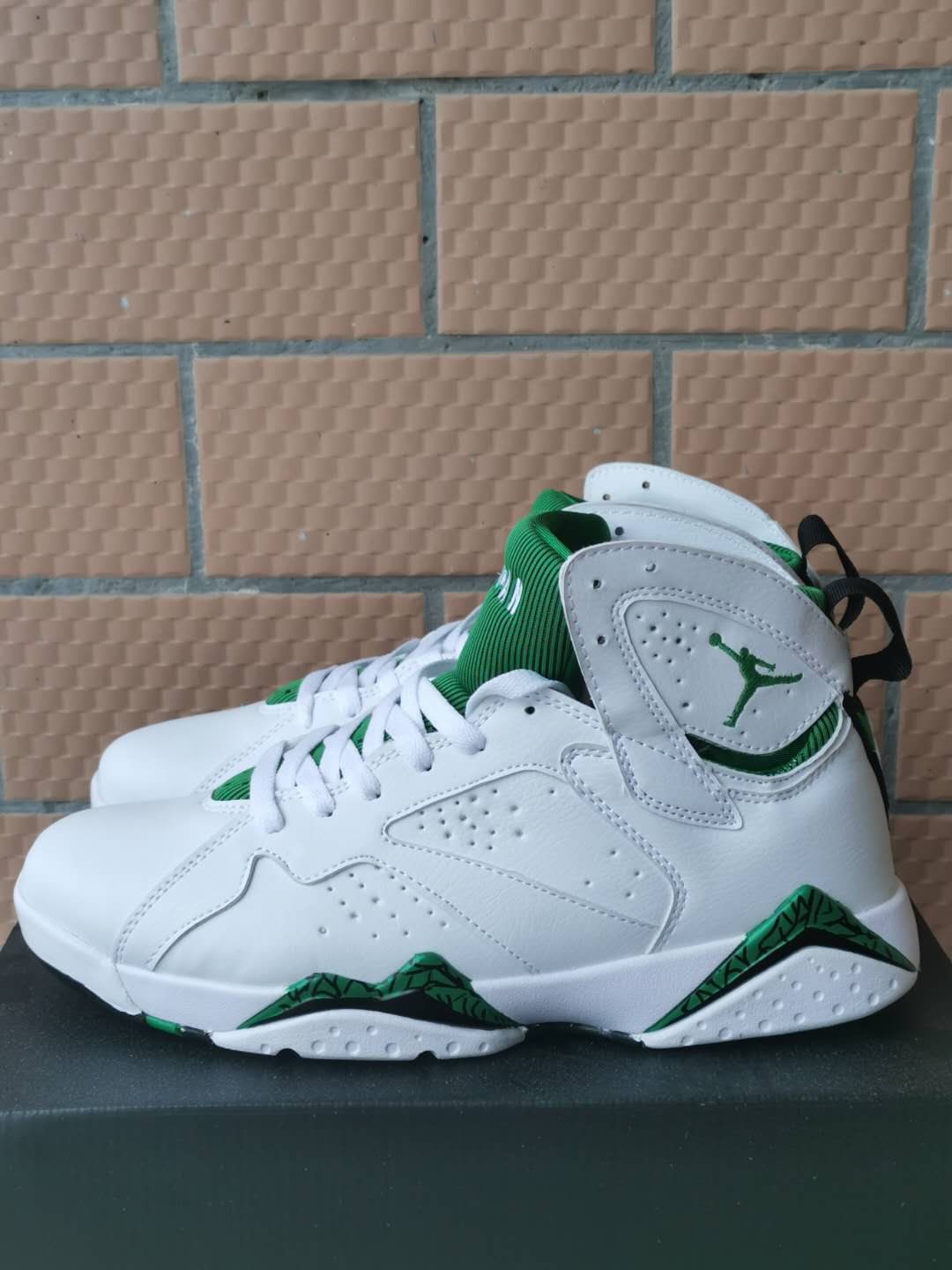 2002 Air Jordan 7 Retro White Green Shoes - Click Image to Close